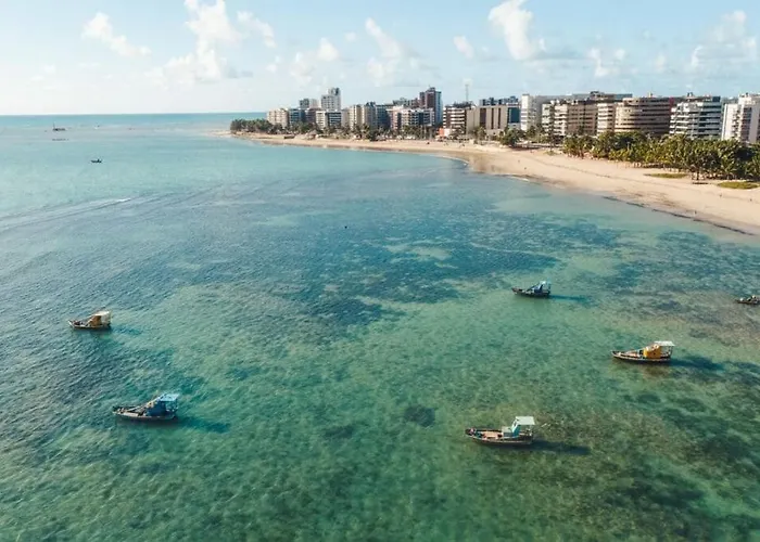 Grande Apartamento Beira-Mar 2/4 Pajucara