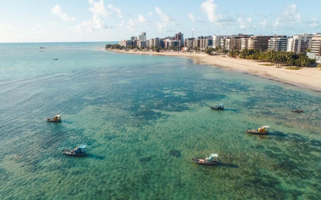Grande Apartamento Beira-Mar 2/4 Pajucara * Maceio (Alagoas)