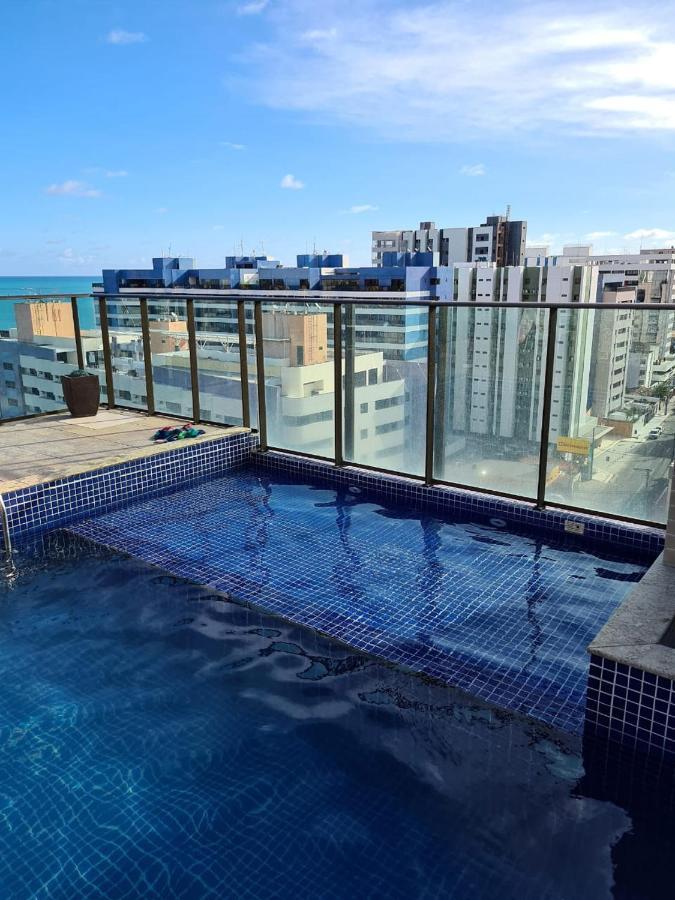 Apartamento Grande Beira-mar 2/4 Pajucara